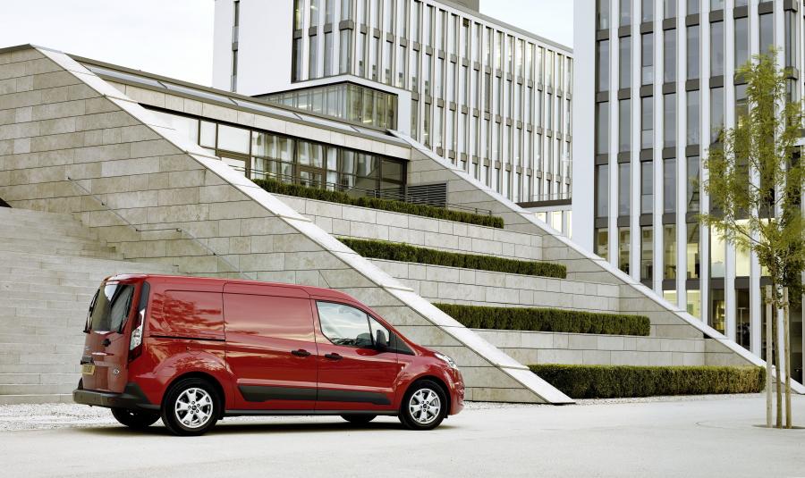  Ford Transit Connect LWB 2015 года  (фото 10 из 16)